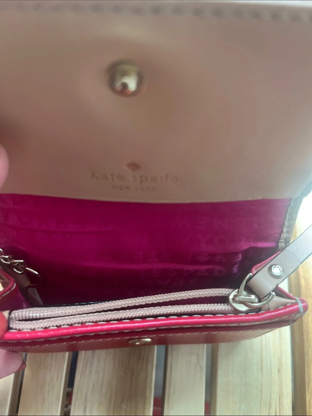 kate spade compact pebbled